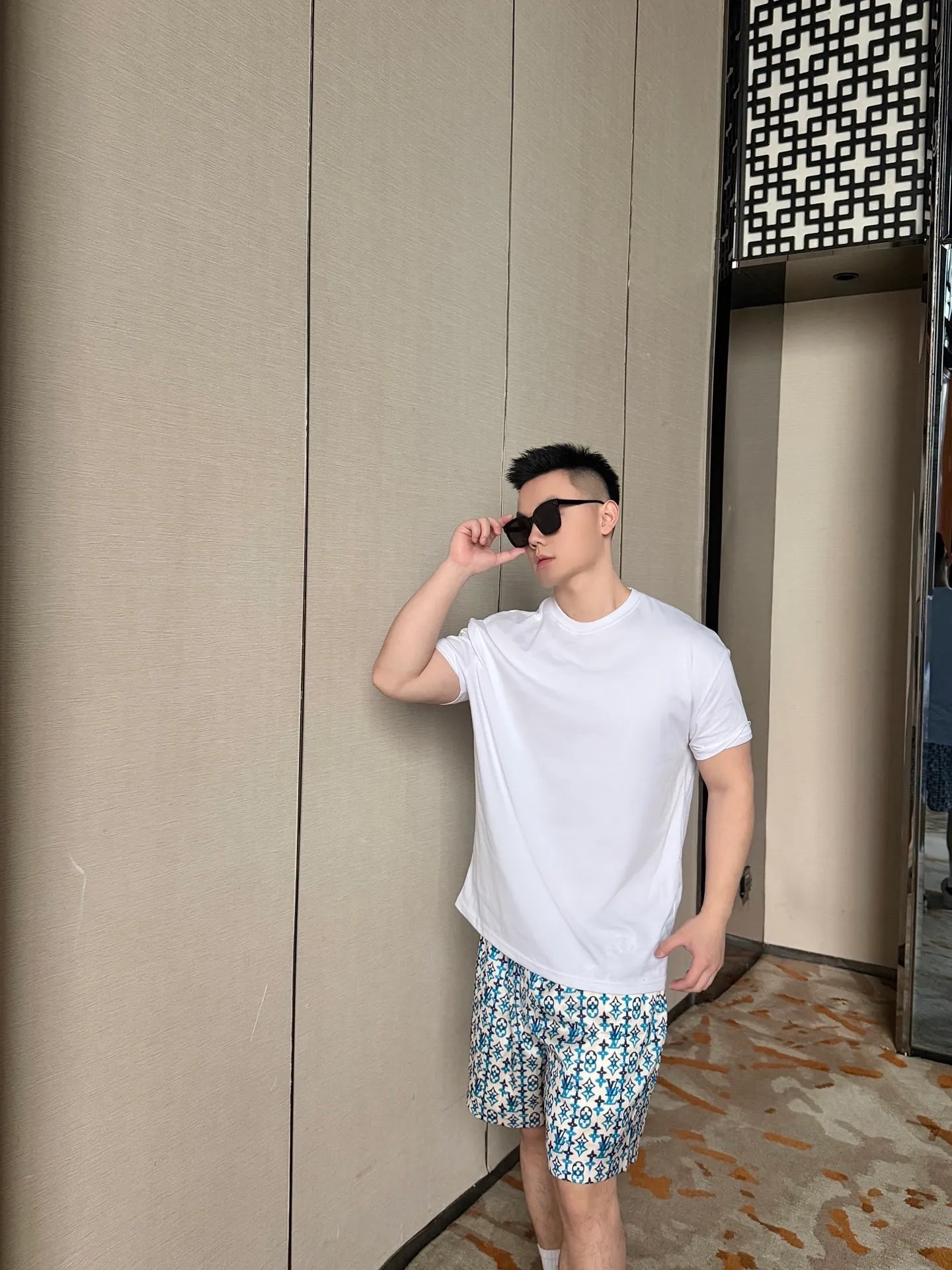 Louis Vuitton/Louis Vuitton full-length presbyopic print suit shorts